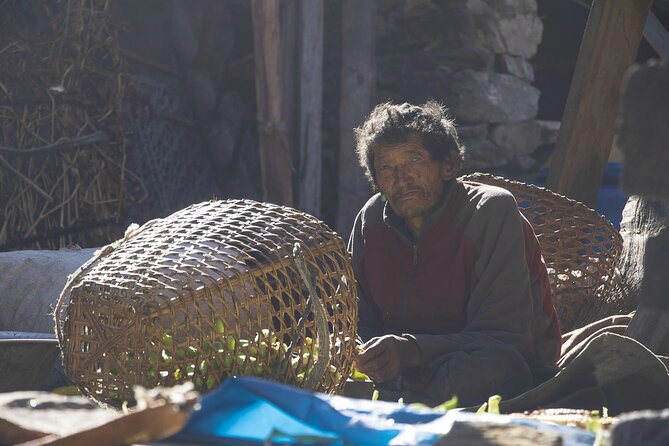 10 Days Manaslu Circuit Trek in Larke La Pass - Day 1: The rough road to Machha Khola