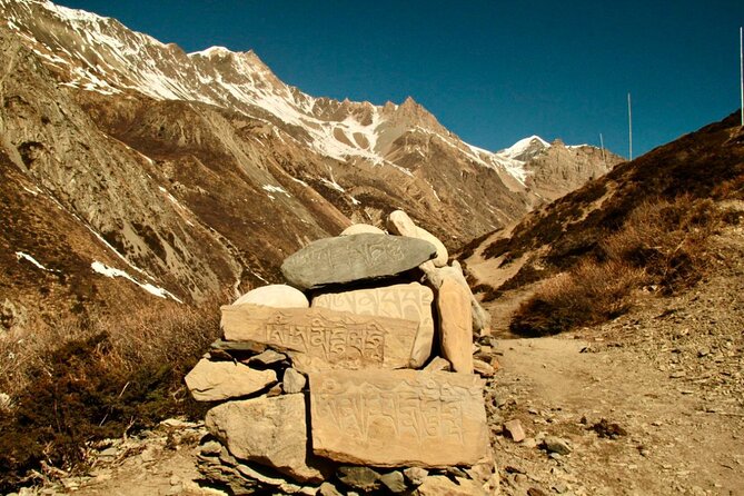 14 Days Annapurna Circuit Trek - Pisang to Manang, then a useful rest day