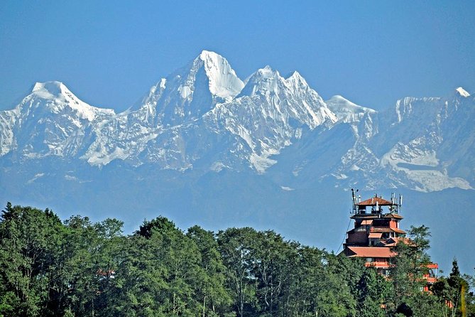 5-Day Sunrise Tour in Kathmandu Near Everest - Day 1: Airport pickup, orientation, and a welcome meal