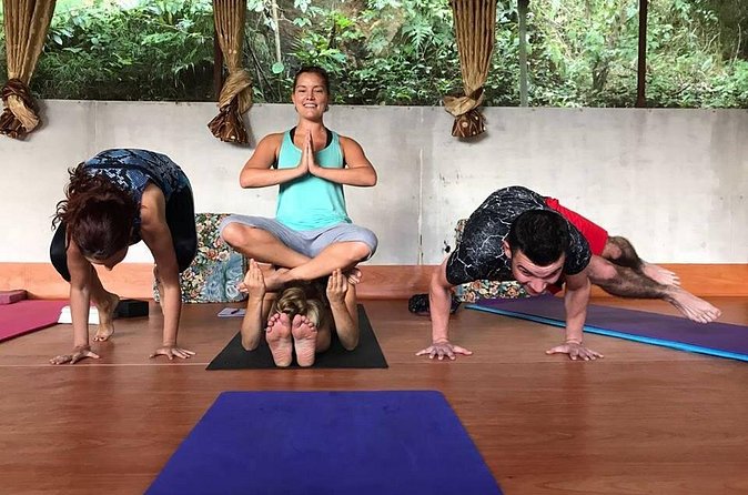 5 Days Hiking, Tour, Meditation and Yoga Retreat in Kathmandu, Nepal - Hiking, walking, and physical demands