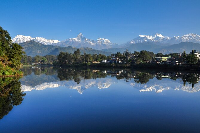 8 Days Tour in Nepal (Accommodation at 5 Star Hotel) - Day 4: Canoes, jungle paths, and a jeep safari