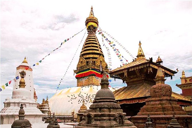 8 Days Tour in Nepal - Kathmandu, Chitwan & Pokhara (3 & 4 Star) - Day 1: Arriving in Kathmandu