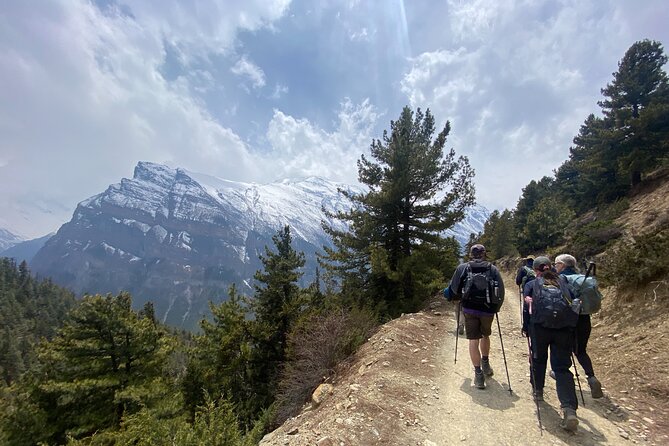 Annapurna Circuit Trek with Tilicho Lake (16 Days) - Kathmandu to Dharapani: a long approach with a useful payoff