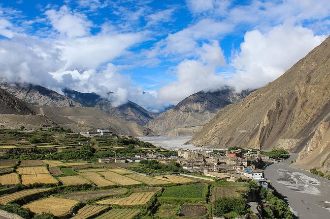 Annapurna Circuit with Tilicho Lake Trek - Reaching Tilicho Lake before the wind rises