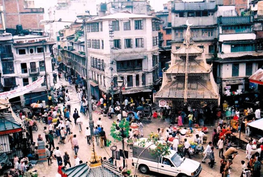 Best of Kathmandu : Private Guide, Car & Personalized Tour - Taking the quieter route to Kirtipur and village towns