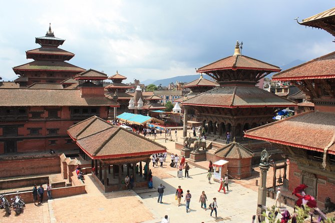 Bhaktapur darbar, Patan Darbar square & Changu Narayan in 1 day - Why the private car matters for this route