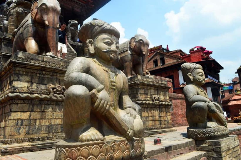 Bhaktapur Durbar Square 4-Hour Tour - Dattatraya Square and the final part of the visit