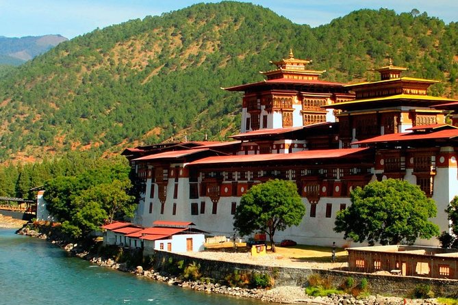 Bhutan Tour- 4 DAYS 3 NIGHTS - Four days from Kathmandu to Paro