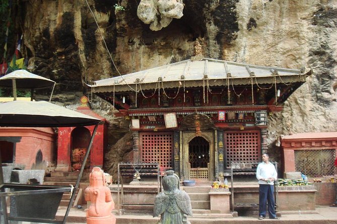 Escorted Full Day Pharping, Dakshinkali and Kirtipur Day Trip with Newari Lunch - What to expect from the Newari lunch