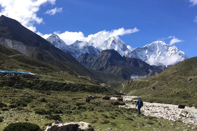 Everest base camp flight over by Helicopter from Kathmandu - Why Kala Patthar makes this flight worthwhile