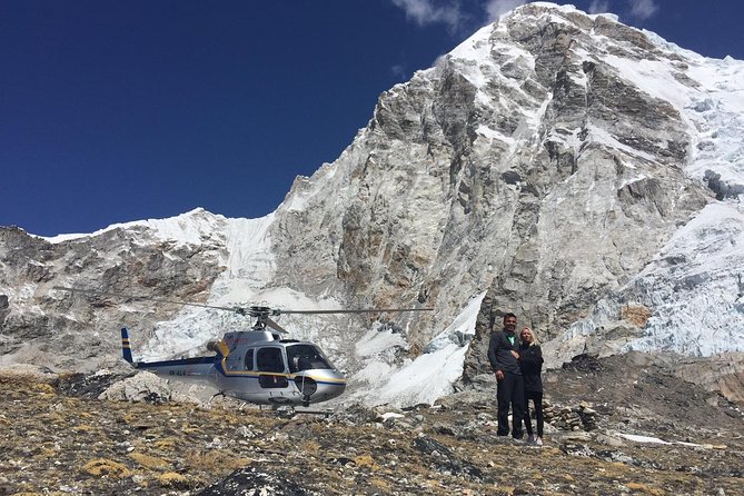 Everest Base Camp Helicopter Tour Stop at Hotel Everest View. - The Everest Base Camp flyover