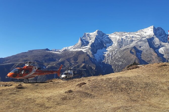 Everest Base Camp Trek and Kathmandu Tour: 15 Days - The Lukla flight and the first trail to Manjo
