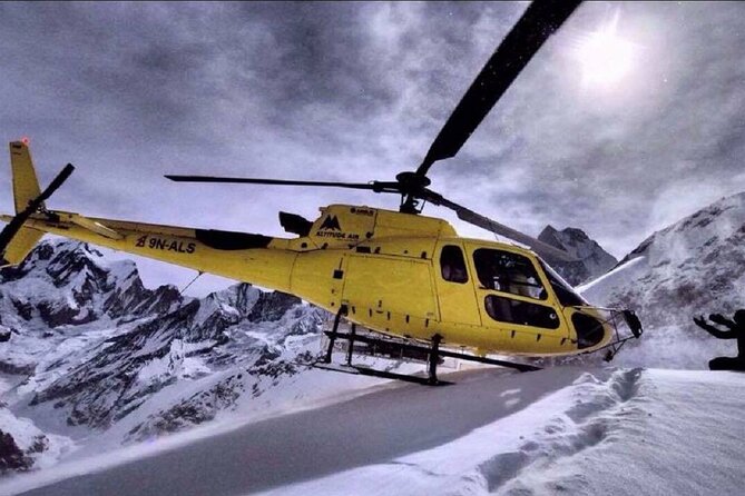 Everest Helicopter Tour - Gokyo, glaciers, and high mountain lakes
