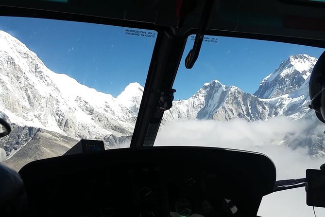 Everest Helicopter Tour from Kathmandu with Landing for Breakfast - What the helicopter flight really offers