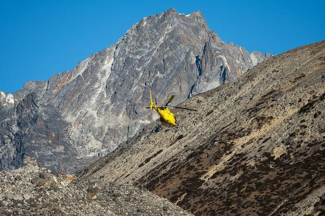 Everest Panorama Helicopter Tour - From Kathmandu and Bhaktapur Valley to the high Himalayas
