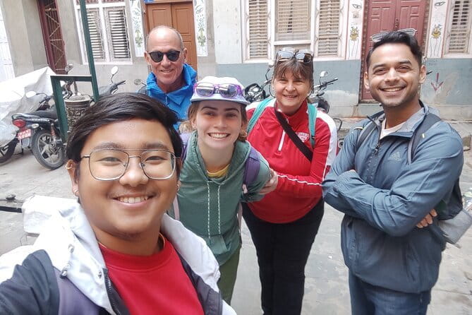 Folklore and Everyday Life in Ancient Patan - Starting at Patan Dhoka and entering the old town