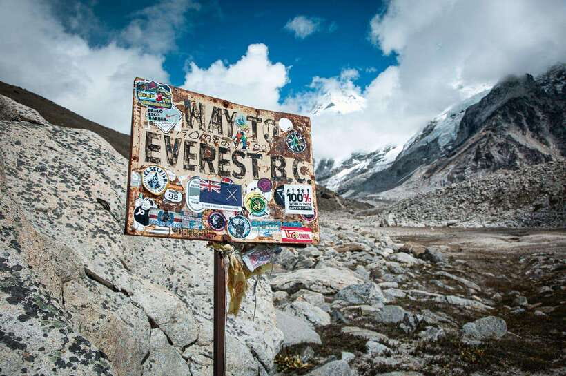 From Kathmandu: Guided Everest Base Camp Trek - Day 1: Lukla to Phakding at 2,610 meters