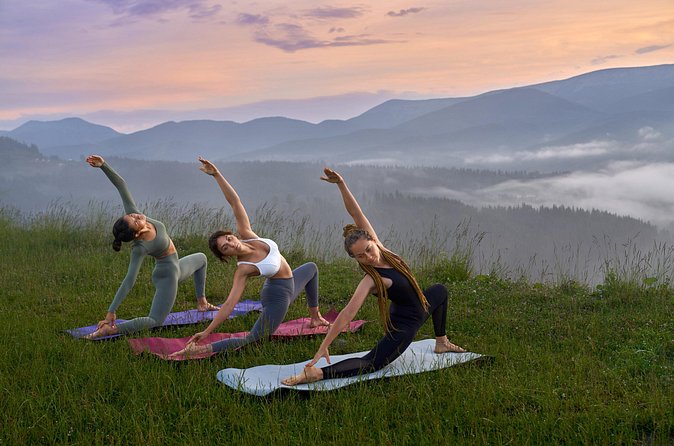 Ghorepani Ghandruk Wellness Yoga Trek - Poon Hill sunrise requires an early start