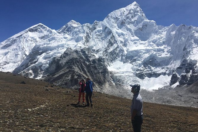 Guaranteed Landing at Everest Base Camp Kalapathar by Helicopter - Hotel Everest View and the optional breakfast