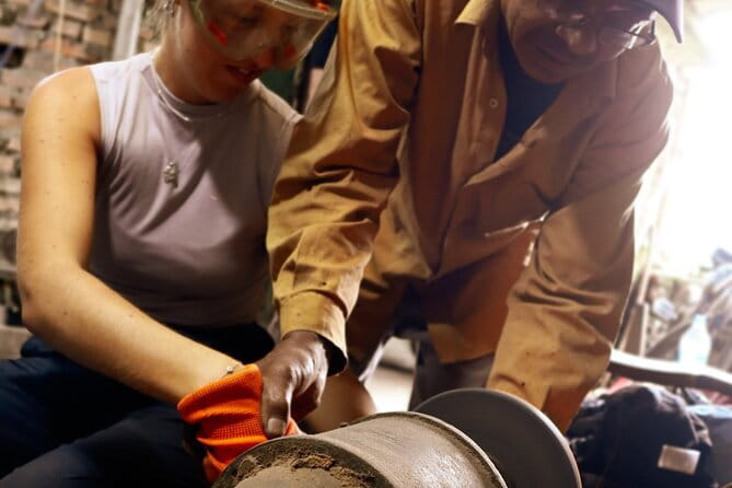 Gurkha Knife Making - The knife-making process, from scrap metal to blade