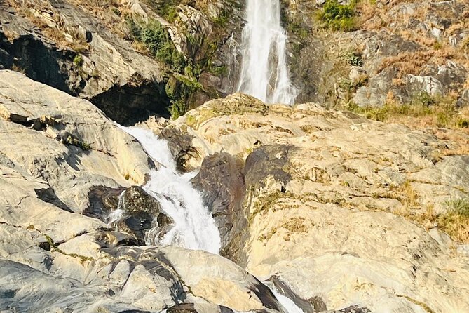 Jeep Trip to Upper Mustang - Chhoser’s caves add an archaeological side trip