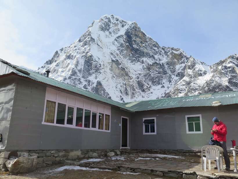 Kathmandu: 15-Day Everest Base Camp Trek with Guide - Days 6 and 7: Tengboche and the Sherpa villages
