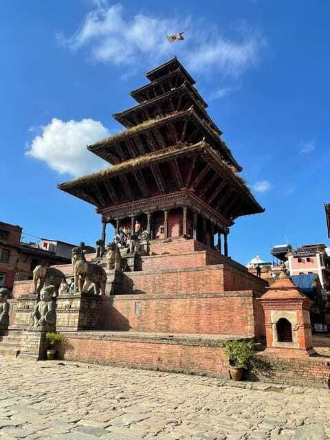 Kathmandu: Bhaktapur and Nagarkot Sunrise to Sunset Tour - Should you book the Bhaktapur and Nagarkot tour?