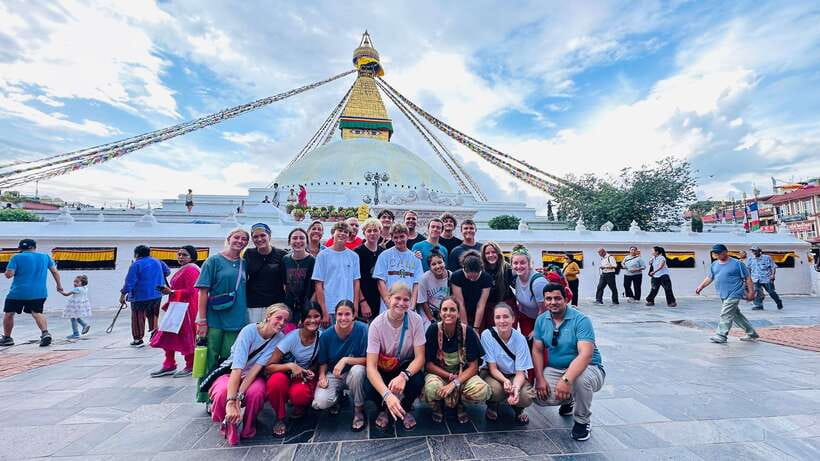 Kathmandu City Tour: TOP Highlights of the Kathmandu Valley - Starting with the white dome at Boudhanath