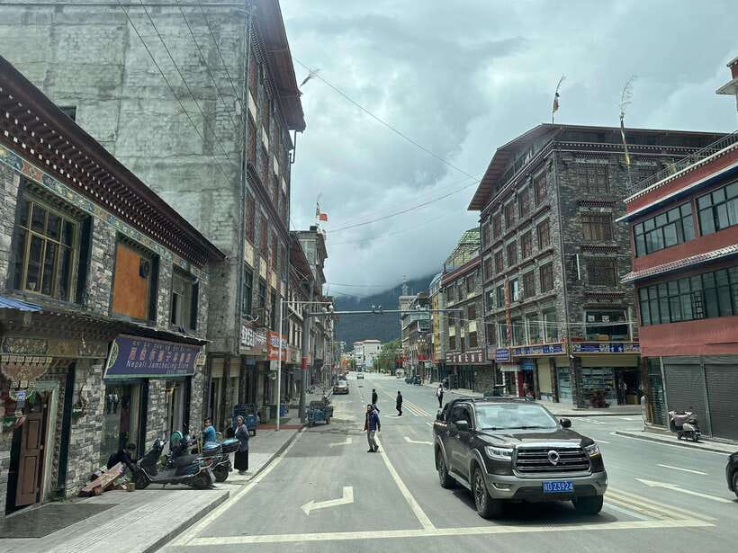 Kathmandu: Kailash Mansarovar Yatra Tour 2025 - Completing the Kora and returning to Saga