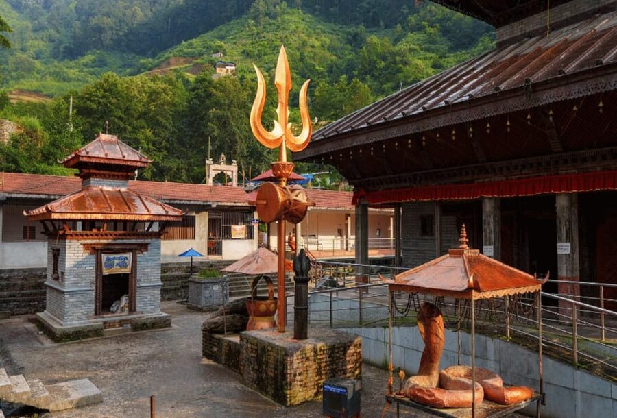 Kathmandu: Nagarkot, Bhaktapur, Doleswor & Sanga Statue Tour - Who will get the most from this tour