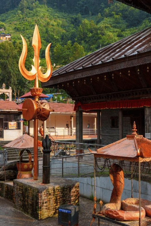 Kathmandu: Nagarkot, Bhaktapur, Doleswor & Sanga Statue Tour - What to bring and what to budget