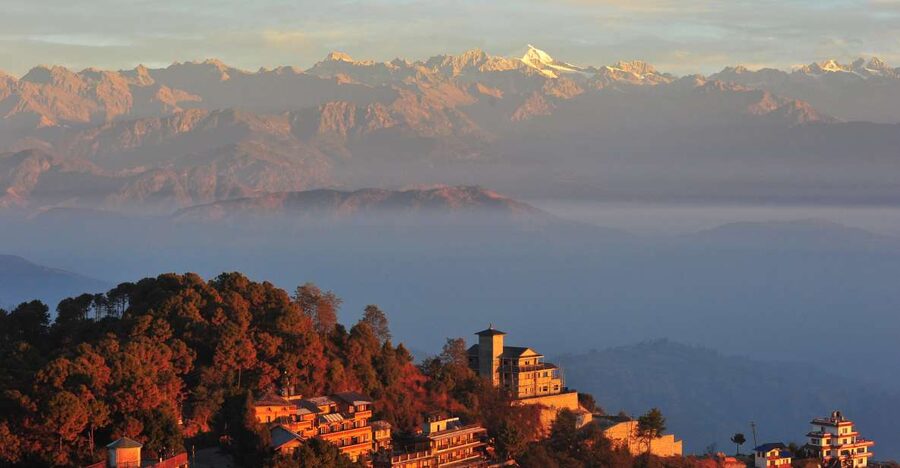 Kathmandu: Nagarkot Sunrise Tour with Day Hike - Breakfast with a view, but not included in the $50