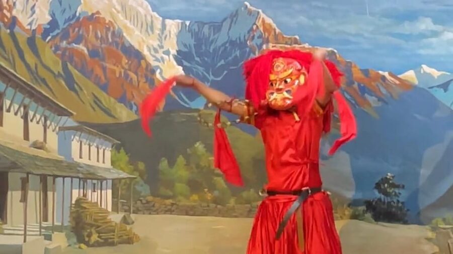 Kathmandu: Nepalese Cuisine dinner with traditional dance - Regional dances from the plains to the Himalayas