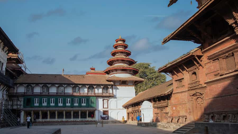 Kathmandu: Private Patan and Bhaktapur Sightseeing Tour - Taumadhi Square and Bhaktapur’s tall temples