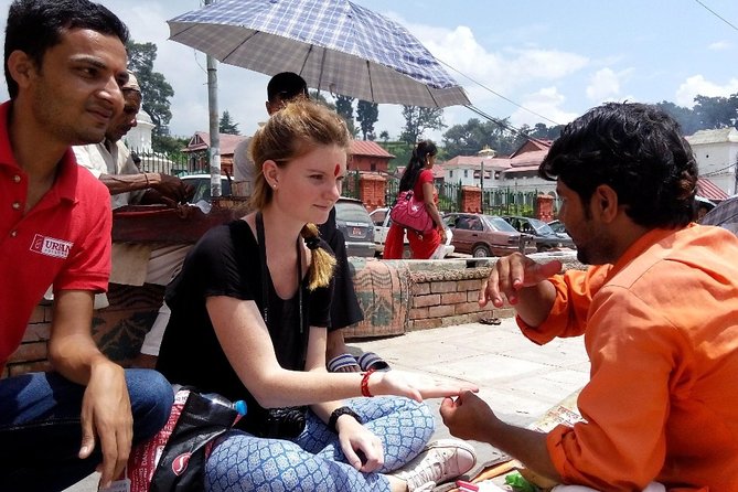 Kathmandu Spiritual Sites: Bodhnath & Pashupatinath Tour - Pashupatinath Temple and the Bagmati River