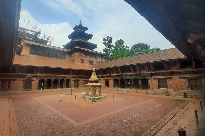 Kathmandu Top 4 or 2 UNESCO World Heritage Sites Day Tour - What the guides add to the day