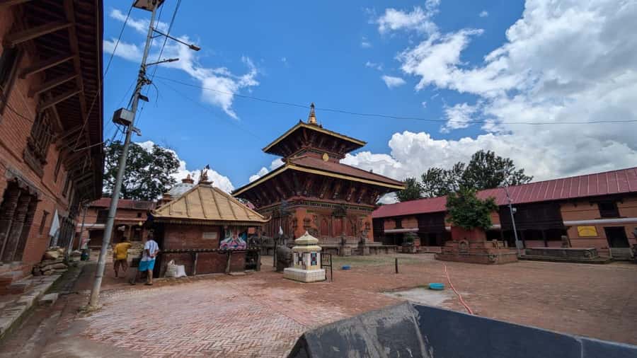 Kathmandu: UNESCO Heritage Site Private & Guided Tour - What your guide adds to the day