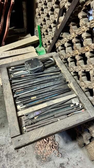 Kathmandu: Wood Carving Workshop with Local Artisan (Thamel) - What the $42 price gives you