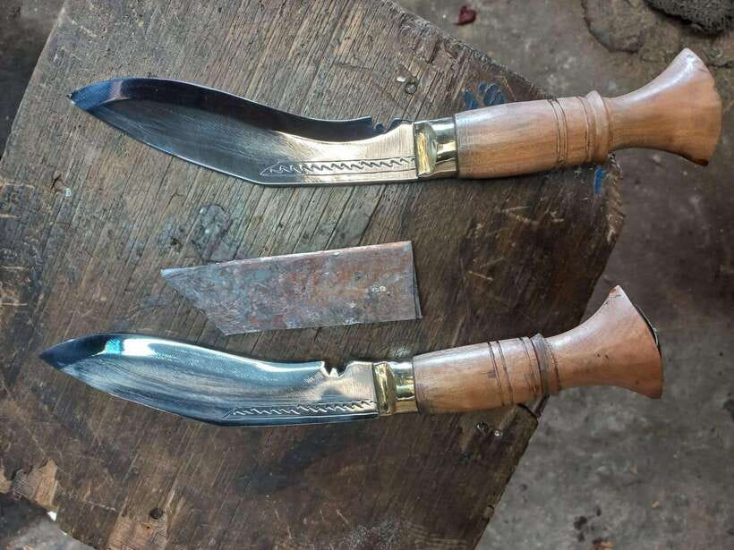 Knife Khukuri Making Workshop - Grinding, sparks, and the limits of your role