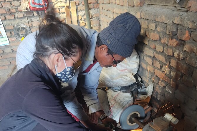 Knife (Khukuri) Making Workshop- Forge of the Gurkhas - The best fit, and the weak spots