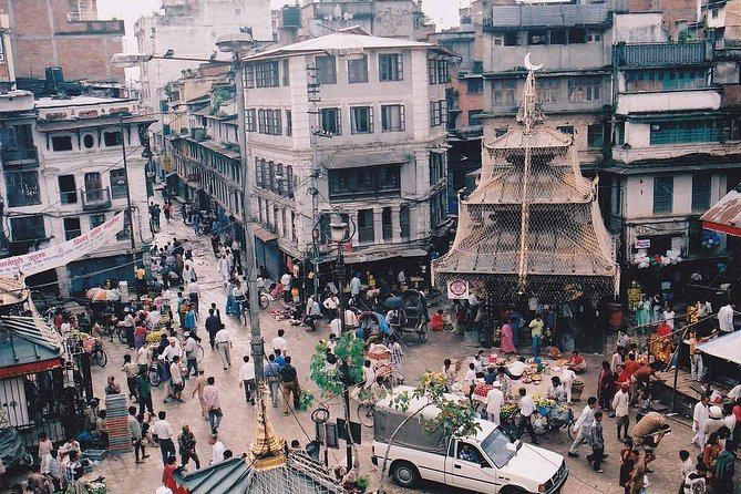 Local Bazaar Walking Tour in Kathmandu with Professional Guide - Kathmandu Durbar Square and Hanuman Dhoka