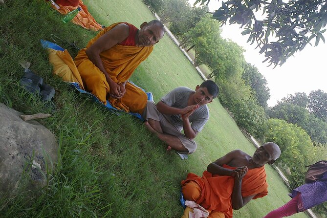 Lumbini Tour Package From Kathmandu or Pokhara: 2 Night 3 Days - Food, hotel comfort, and daily expenses