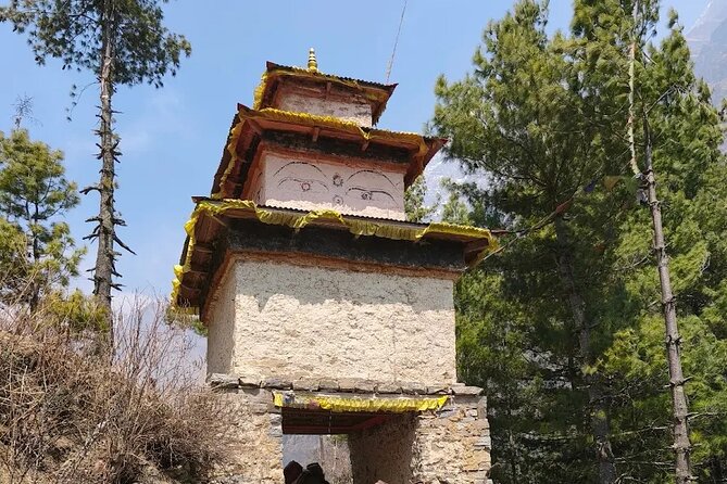 Manaslu Circuit Trek - 14 days of Himalayan Adventure - Days 5 and 6: Tibetan influence around Namrung and Shyala
