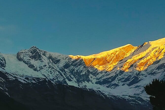 Manaslu Circuit Trek to the Beauty of 8th Highest Mountain - Day 4: Deng to Namrung and Tibetan-style villages