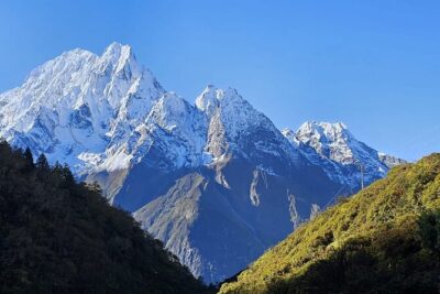 Manaslu Trekking