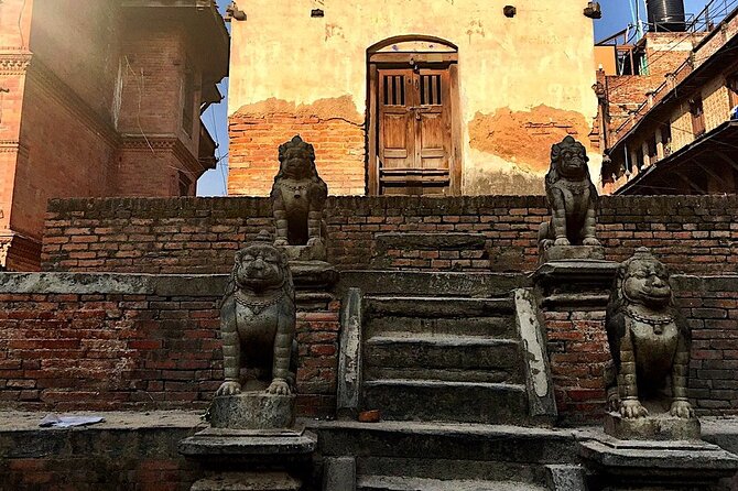 Nagarkot Sunrise & Bhaktapur Heritage Tour -Private Full Day Trip - Dattatreya Temple and the older streets