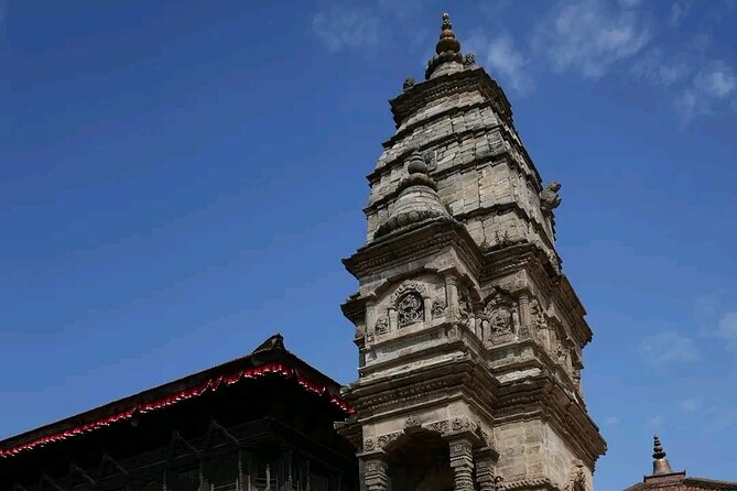 Nagarkot Sunrise with Oldest Temple Visit from KTM - Changu Narayan and the old hilltop temple