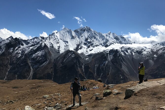 Private 8 - Day Langtang Trekking - Day 2: Forest trails inside Langtang National Park
