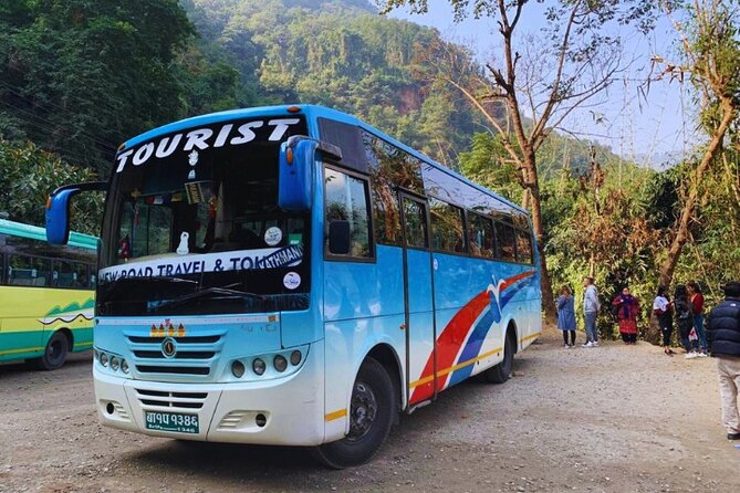 Tourist Bus Tickets: Kathmandu to Chitwan or Chitwan to KTM - The 30-minute lunch stop